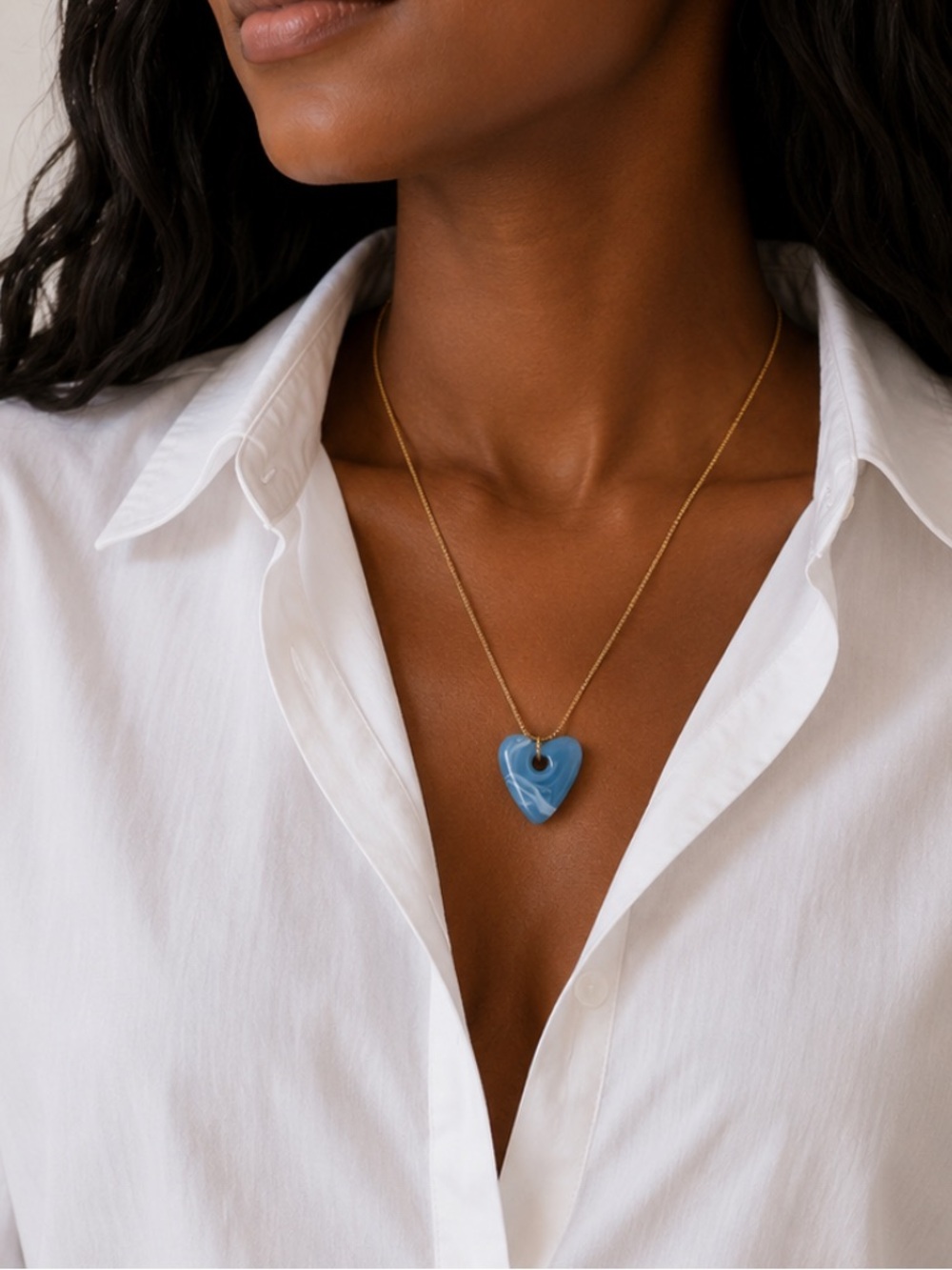 New! Preppy Colorful Blue Heart Pendant Necklace NWOT 1036
